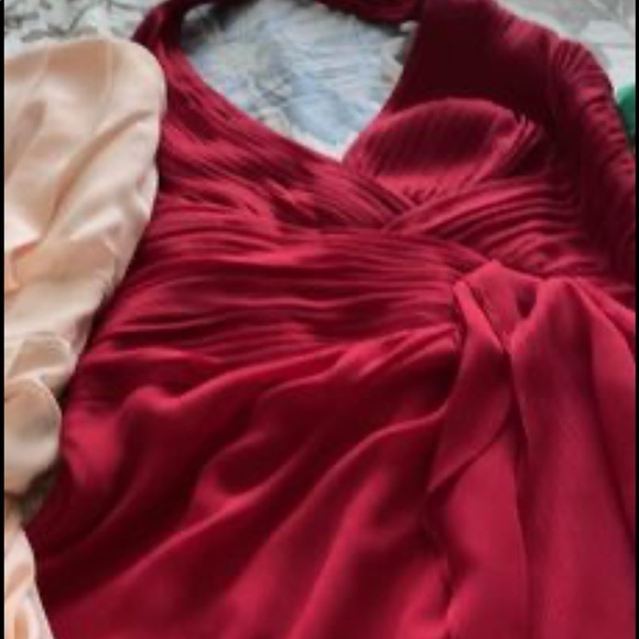 Gown Dresses - Picture 3 of 4